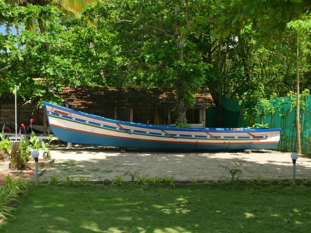 Marari Sealap Beach Villas 马拉利库兰 外观 照片