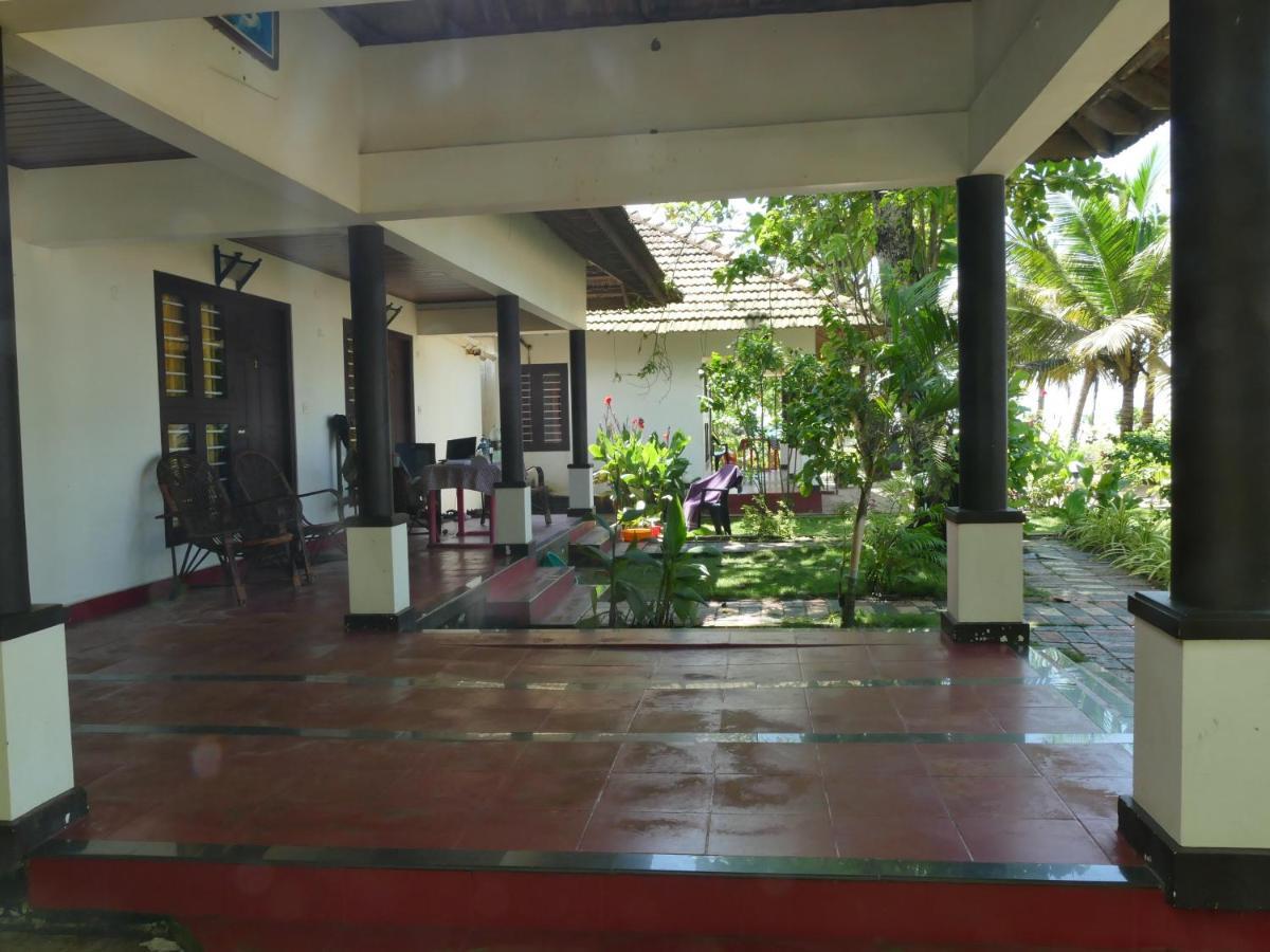 Marari Sealap Beach Villas 马拉利库兰 外观 照片