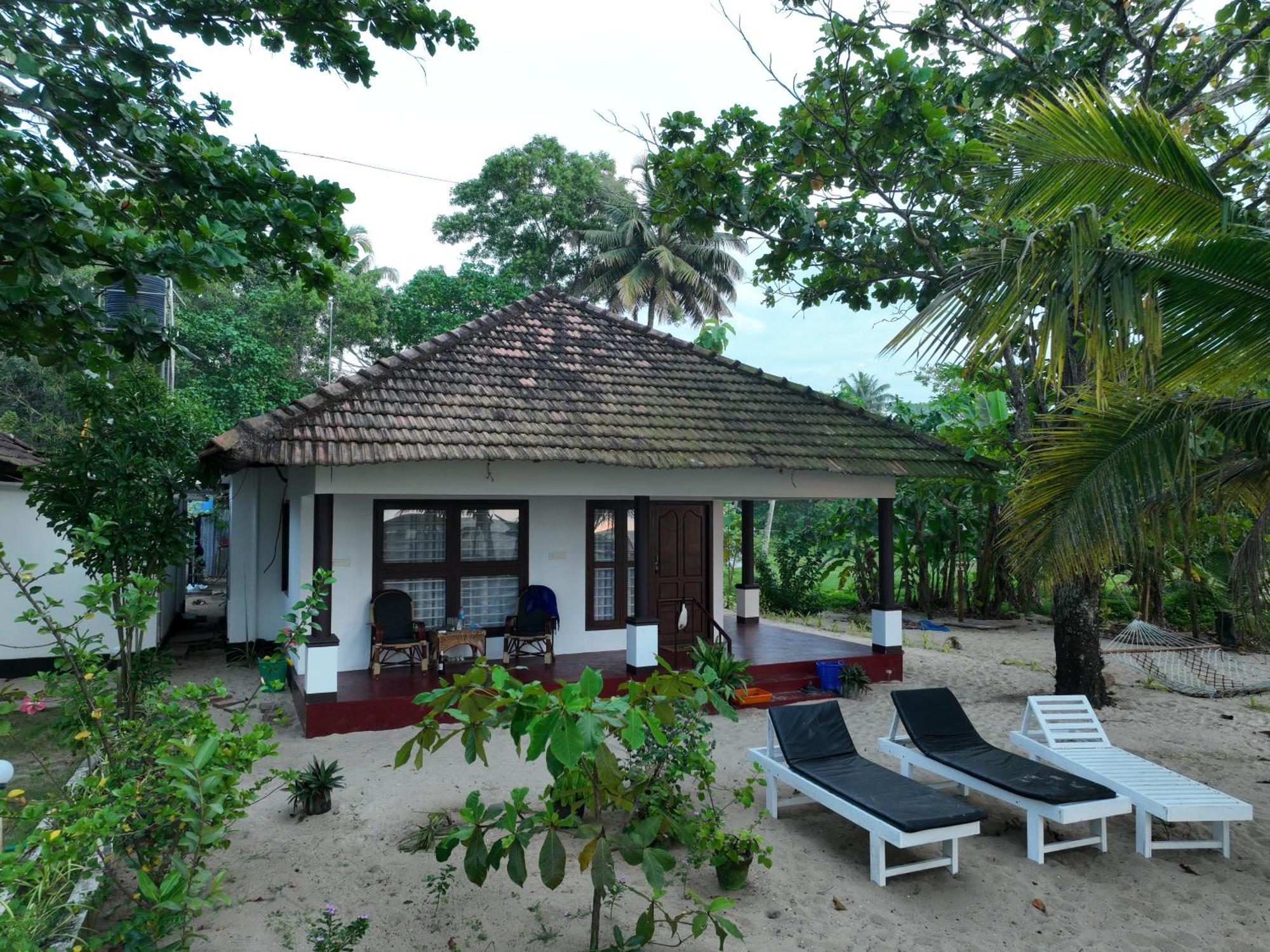 Marari Sealap Beach Villas 马拉利库兰 外观 照片