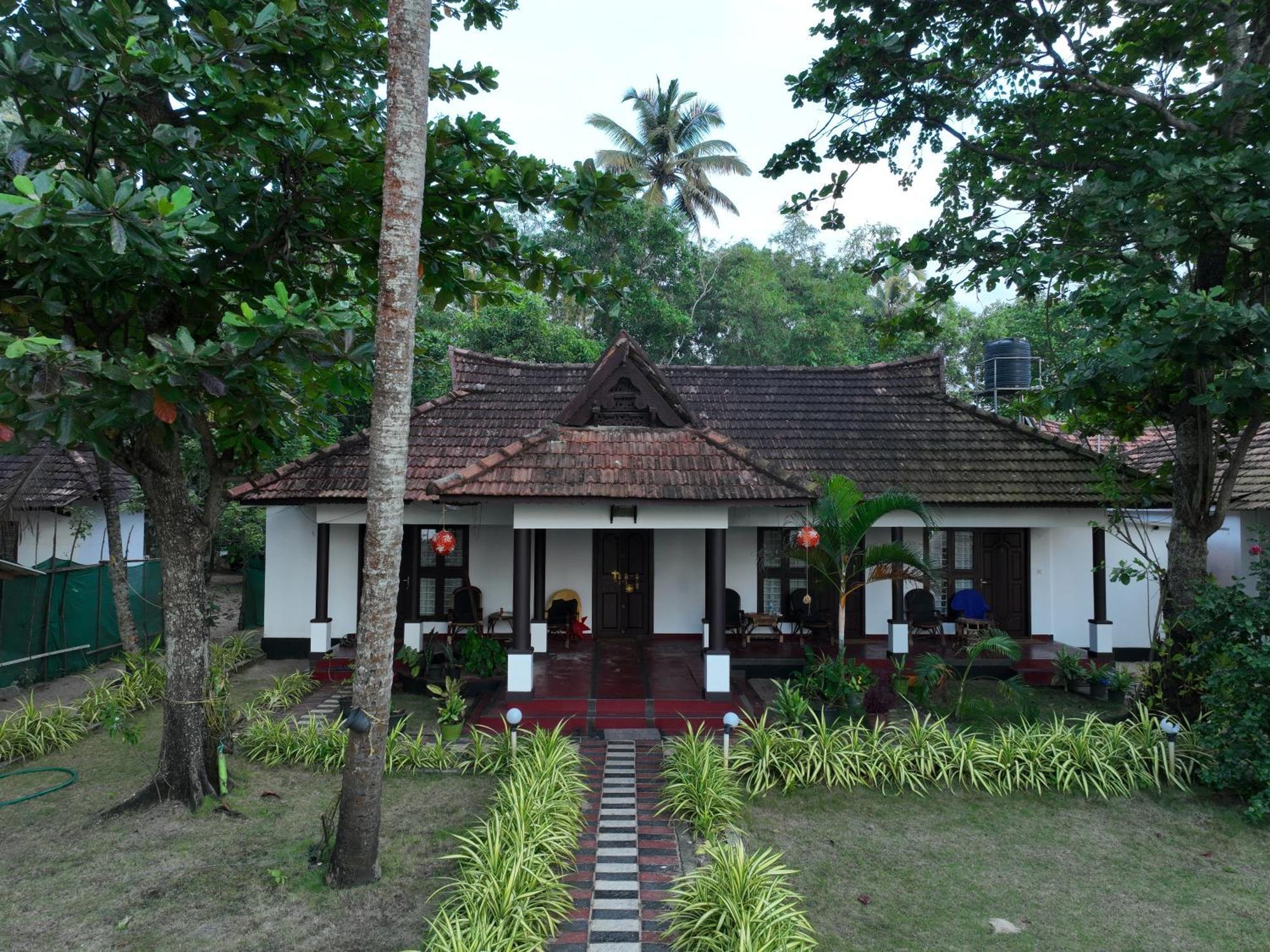 Marari Sealap Beach Villas 马拉利库兰 外观 照片