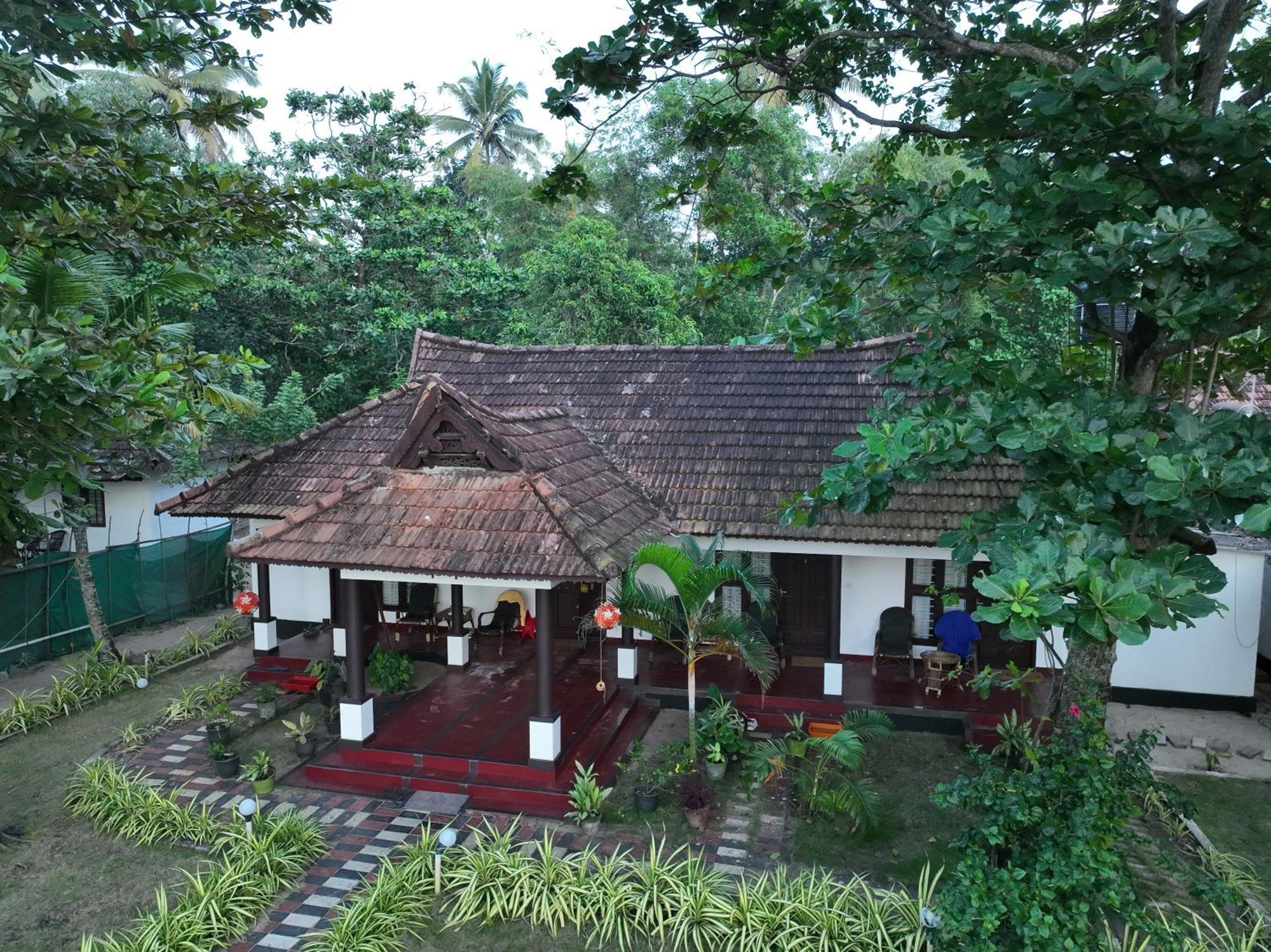 Marari Sealap Beach Villas 马拉利库兰 外观 照片