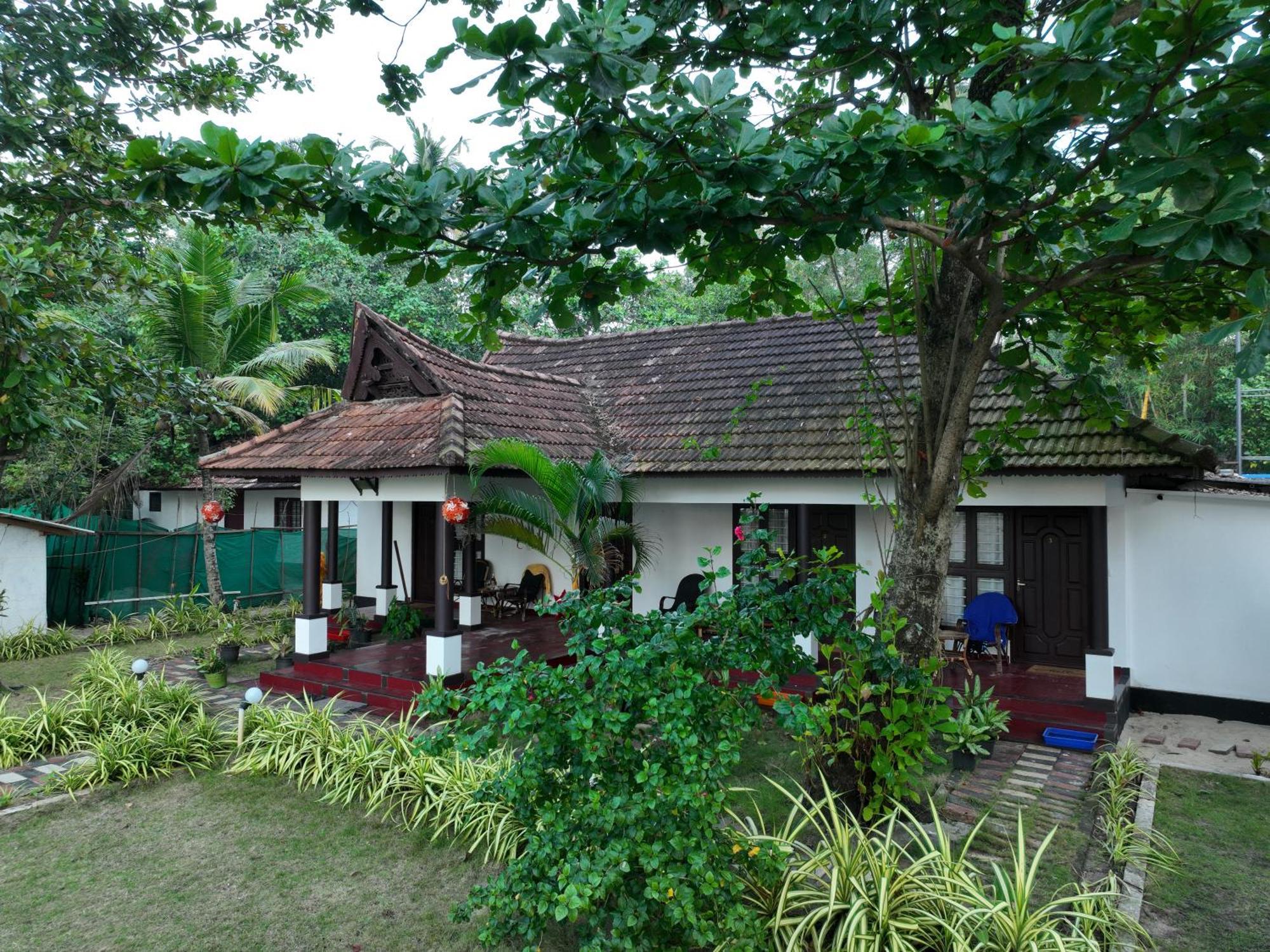 Marari Sealap Beach Villas 马拉利库兰 外观 照片