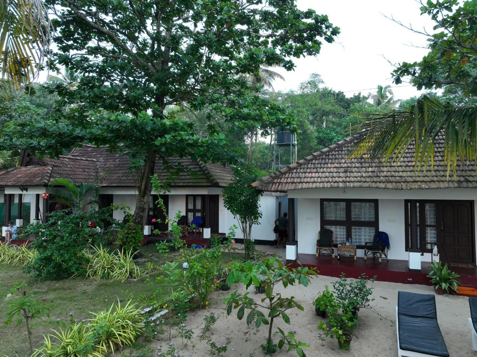 Marari Sealap Beach Villas 马拉利库兰 外观 照片
