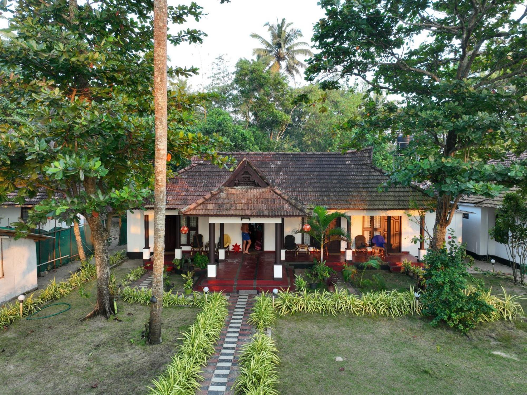 Marari Sealap Beach Villas 马拉利库兰 外观 照片