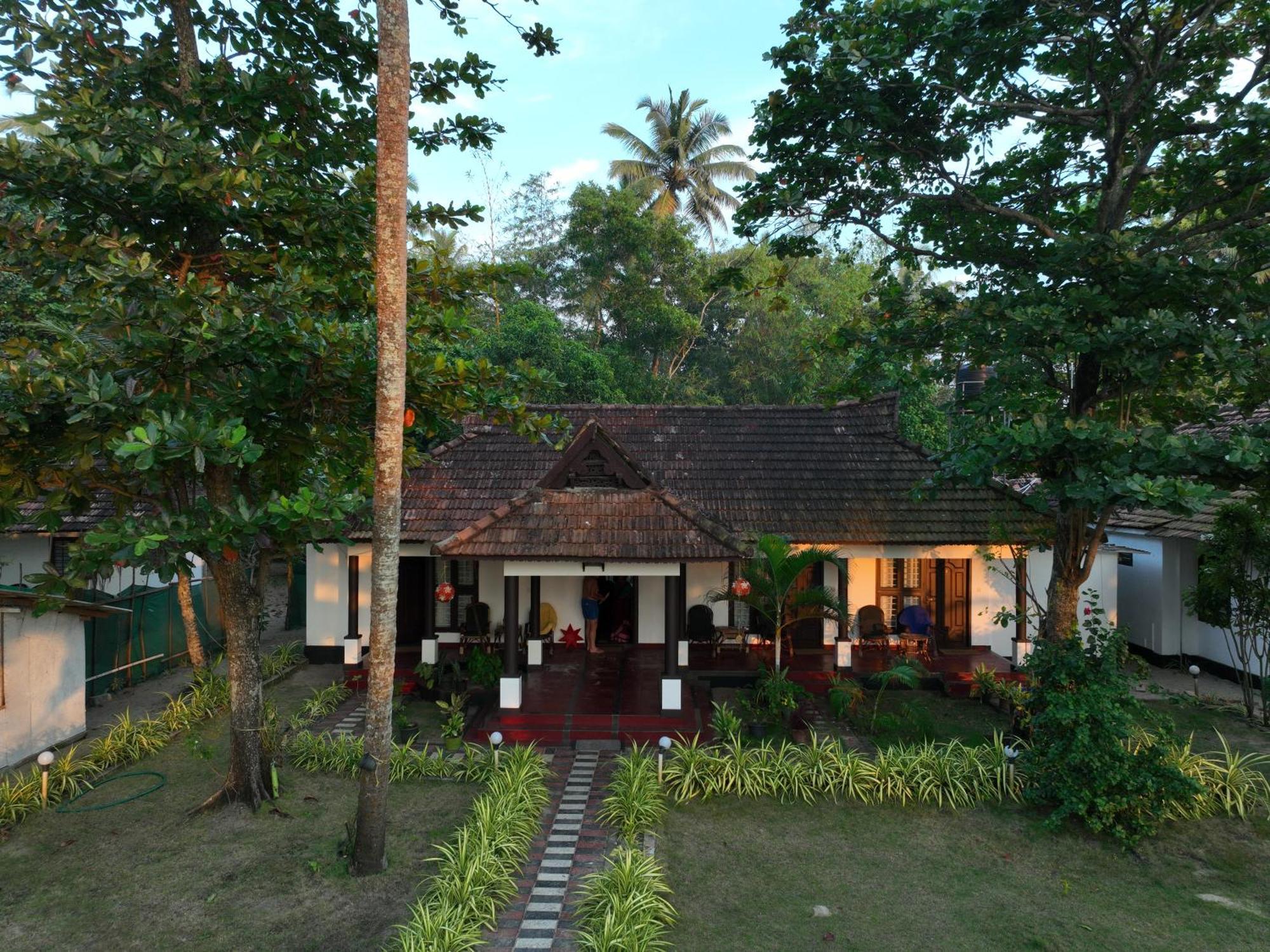 Marari Sealap Beach Villas 马拉利库兰 外观 照片