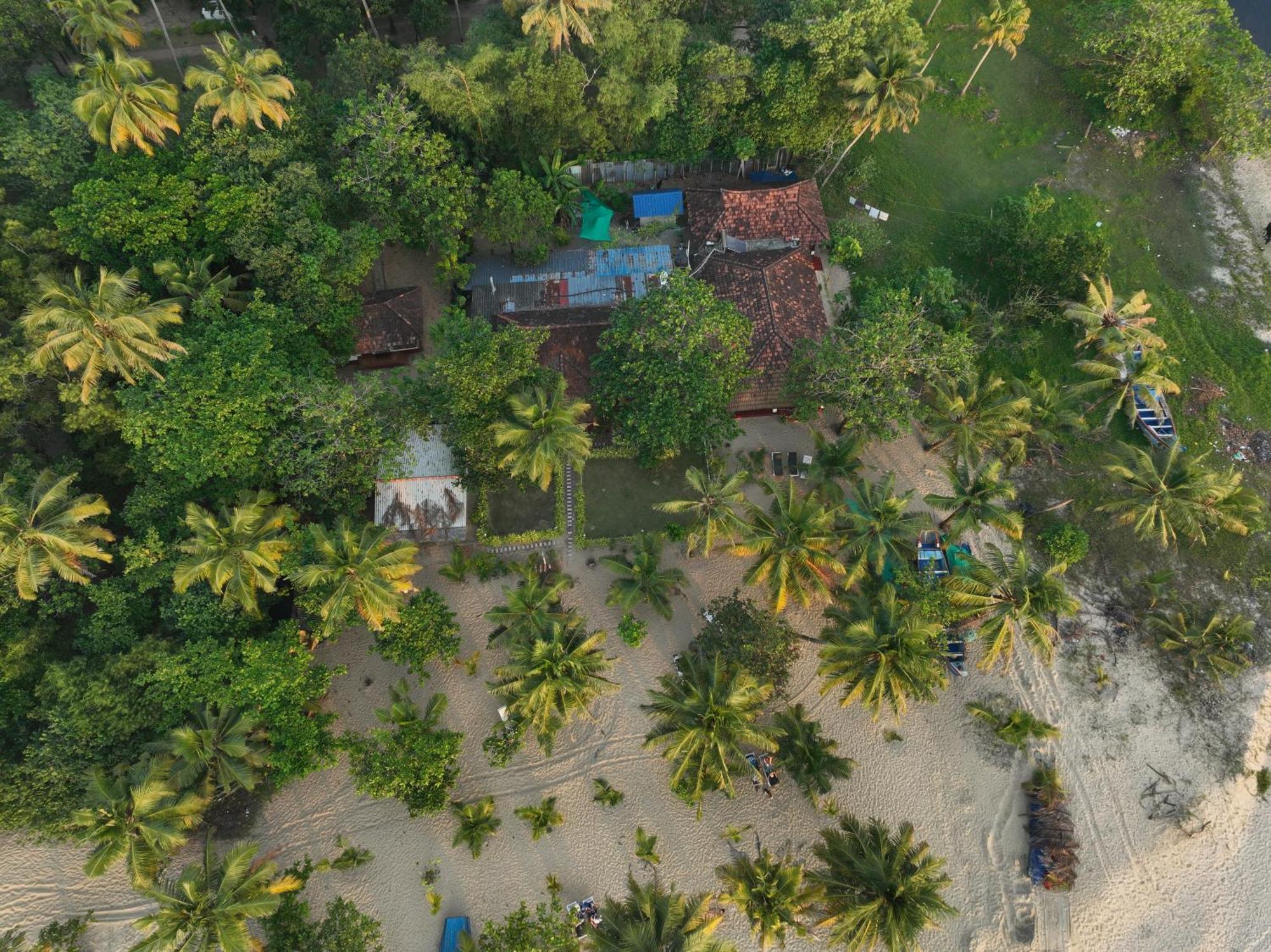 Marari Sealap Beach Villas 马拉利库兰 外观 照片